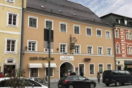 Außen historischer Charme - innen modernisiert 2 zimmer