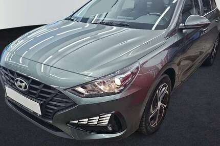 Hyundai i30 65.559 km 15.975 &euro; München 80992