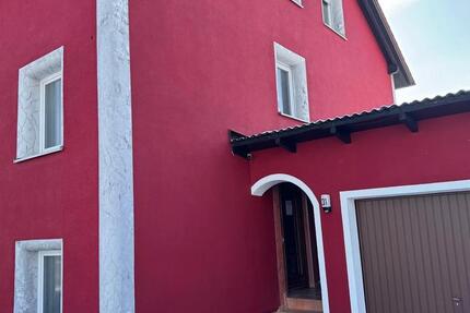 Wohnung Wenzenbach - 3 Zimmer, 90 m&sup2;, 900&euro; | Angebot:25217472