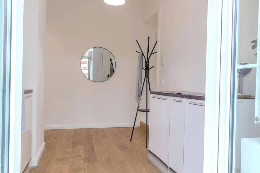2-Zimmer kernsaniert in Charlottenburg | sofort Bezugsfrei | Barrierarm | Ohne Makler