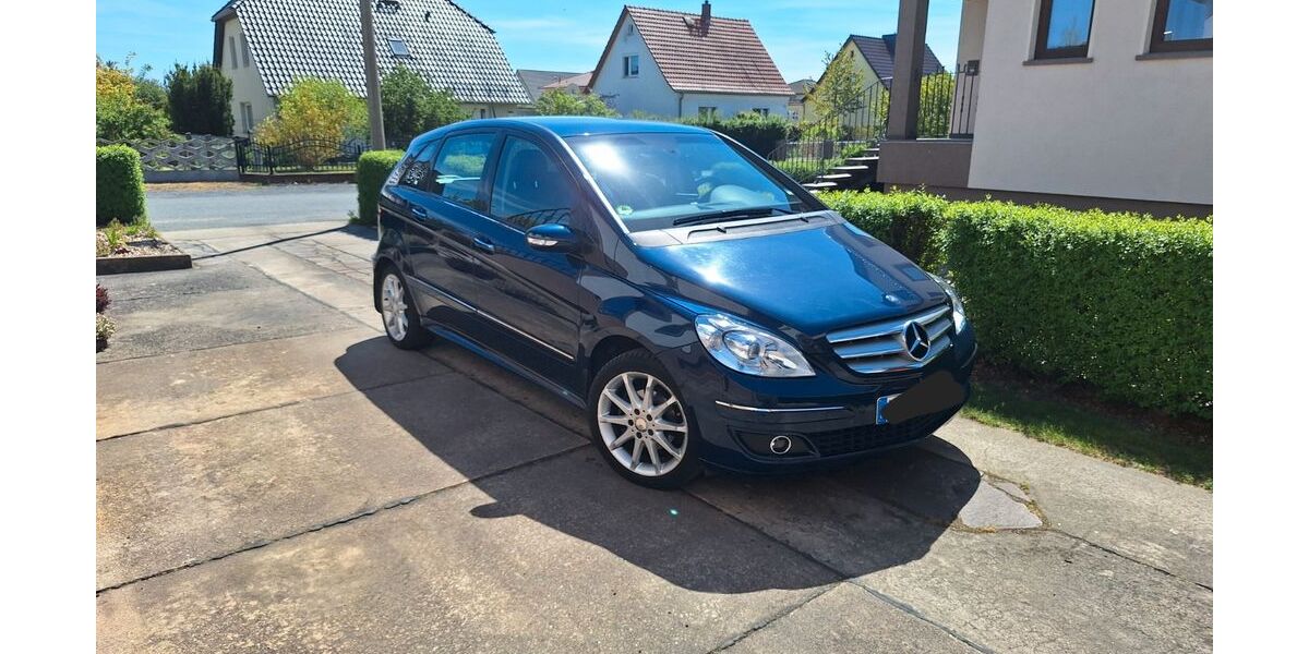 Mercedes-Benz B 170 101.500 km 6.499 &euro; Nünchritz 01612