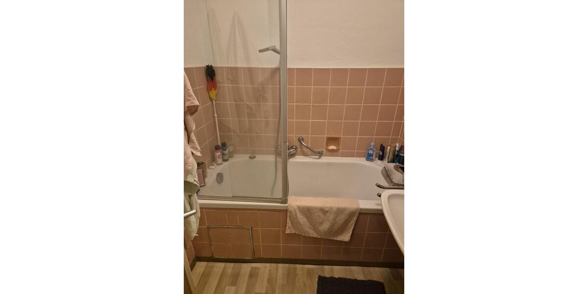 Hochparterre Cham - 4 Zimmer, 100 m&sup2;, 280.000&euro; | Angebot:27095824