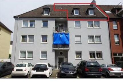 Schicke, frisch renovierte DG-Wohnung in zentraler Lage