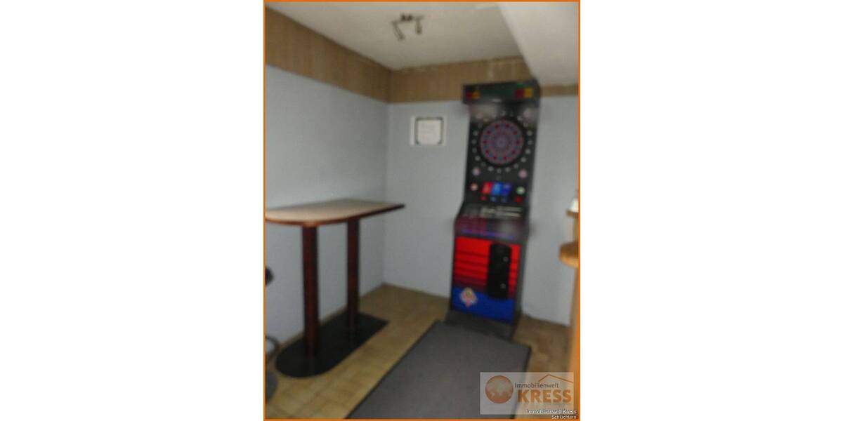 Mehrfamilienhaus, Wohnhaus Steinau an der Straße Steinau - 6 Zimmer, 130 m&sup2;, 289.000&euro; | Angebot:25746826