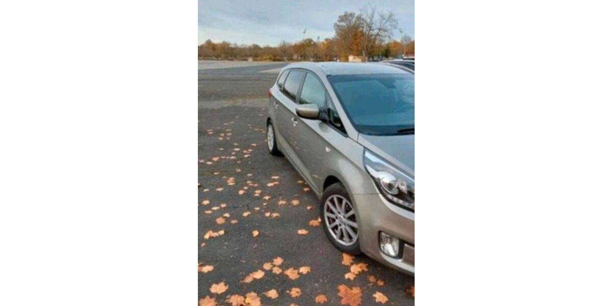 Kia Carens 180.000 km 5.000 &euro; Hamburg 21073