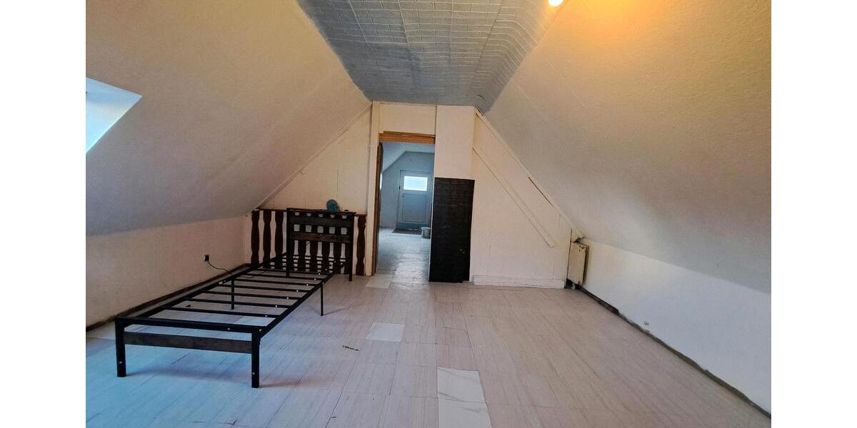 Einfamilienhaus Wermsdorf - 5 Zimmer, 70 m&sup2;, 850&euro; | Angebot:26533014