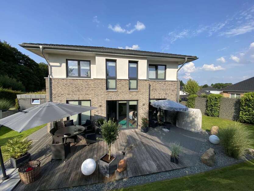 Haus zum Kaufen in Eckernförde 890.000 € 134 m²