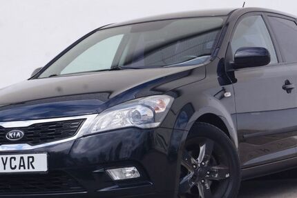 Kia ceed / Ceed 114.256 km 5.999 &euro; Berlin 13051