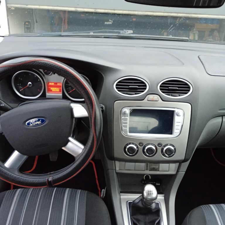 Ford Focus 175.000 km 3.200 € Grimma 04668