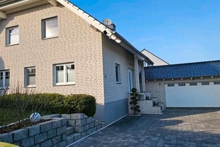 Haus Warburg - 5 Zimmer, 132 m&sup2;, 525.000&euro; | Angebot:27121122