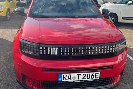 Fiat Grande Panda 2.500 km 22.890 &euro; Rastatt 76437