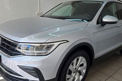 VW Tiguan 127.980 km 24.990 € Chemnitz 09114