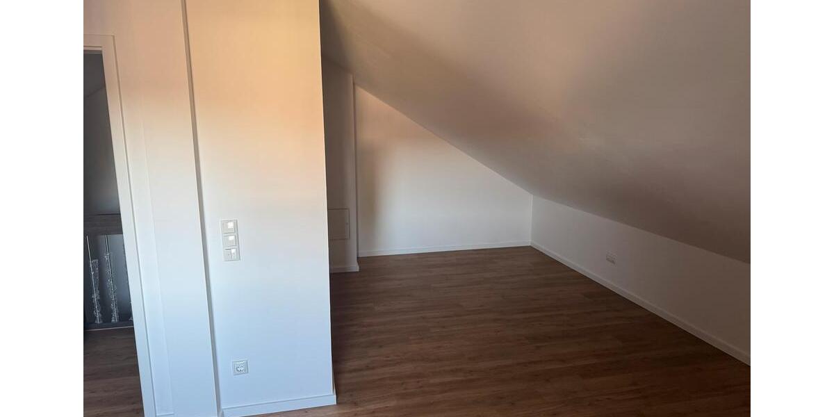 Doppelhaushälfte Tangstedt - 4 Zimmer, 108 m&sup2;, 1.950&euro; | Angebot:24786985