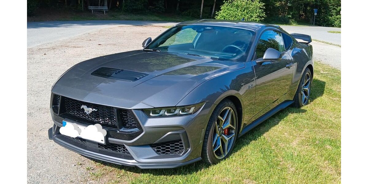 Ford Mustang 11.000 km 49.995 &euro; Grafenau 94481