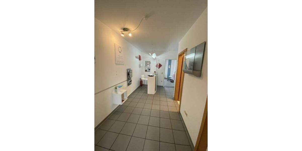 Gewerbeobjekt Unna Königsborn - 4 Zimmer, 63 m&sup2;, 600&euro; | Angebot:25673728