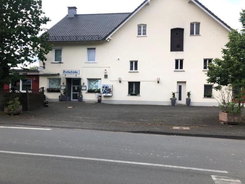 Wohn Geschäftshaus ( mit Gastsstätte ) zimmer