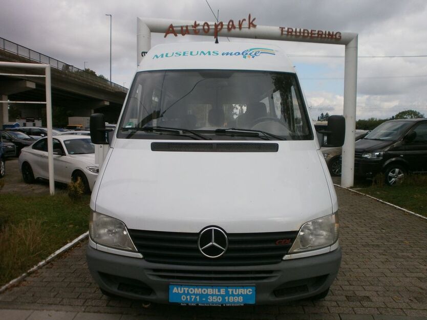 Mercedes-Benz Sprinter 253.000 km 6.999 € München OT Trudering-Riem 81825