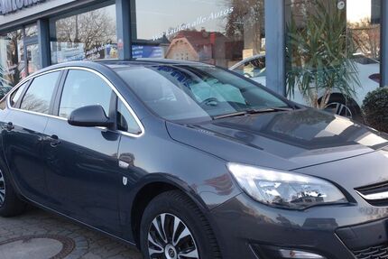 Opel Astra 109.000 km 7.899 &euro; Hamburg 22143