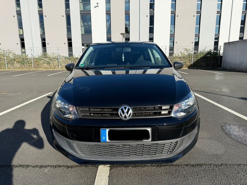 VW Polo 228.100 km 3.550 € Köln 51061