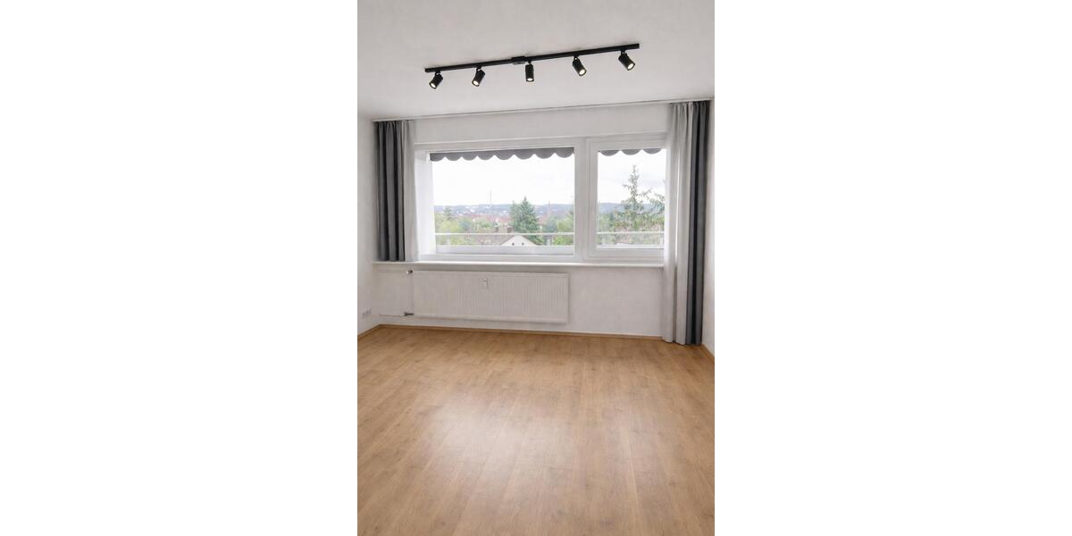 Etagenwohnung Ansbach - 3 Zimmer, 90 m&sup2;, 380&euro; | Angebot:26125900