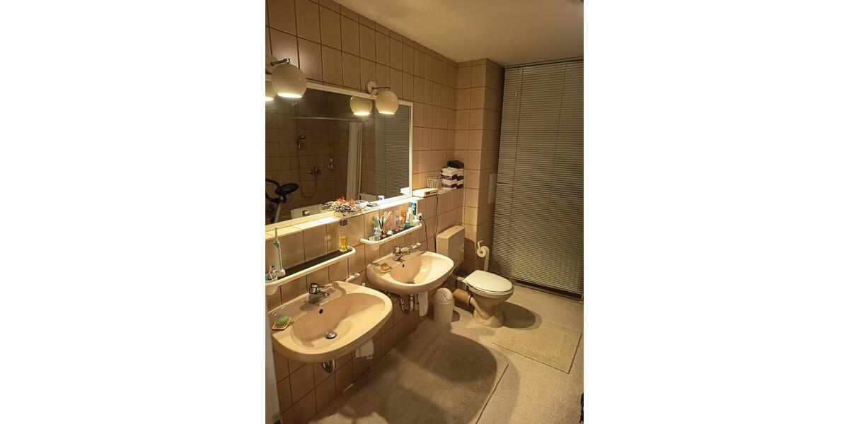 Etagenwohnung Bad Windsheim - 4.5 Zimmer, 125 m&sup2;, 395.000&euro; | Angebot:25722995