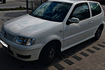 VW Polo 182.000 km 890 &euro; München 81539