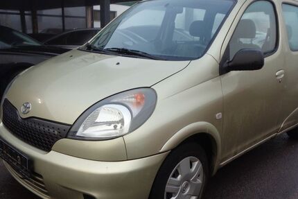 Toyota Yaris 129.900 km 3.999 &euro; Bad Kreuznach 55543