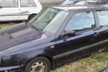 VW Golf 190.000 km 750 &euro; Weiden 92637