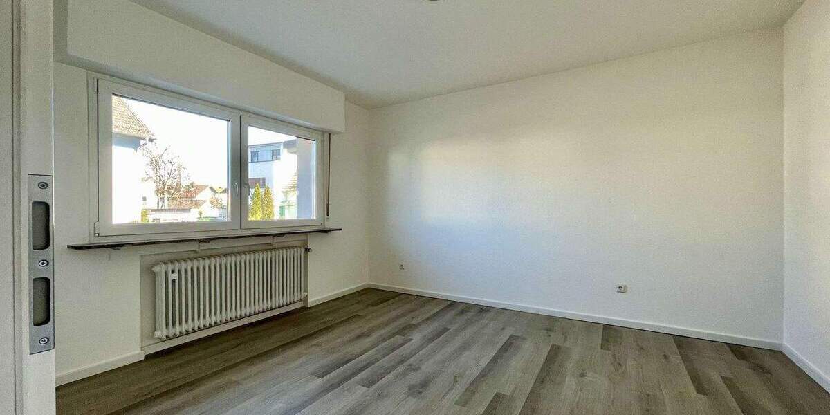 Einfamilienhaus Bad Homburg Ober-Erlenbach - 1 Zimmer, 322 m&sup2;, 3.400&euro; | Angebot:24762626