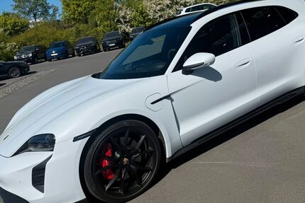Porsche Taycan 82.752 km 69.980 &euro; Bitburg 54634