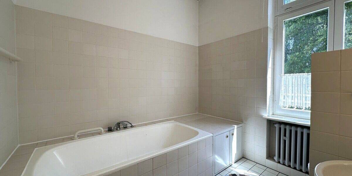 Gewerbeobjekt Königswinter / Oberpleis Oberpleis - 7 Zimmer, 215 m&sup2;, 1.525&euro; | Angebot:26786798