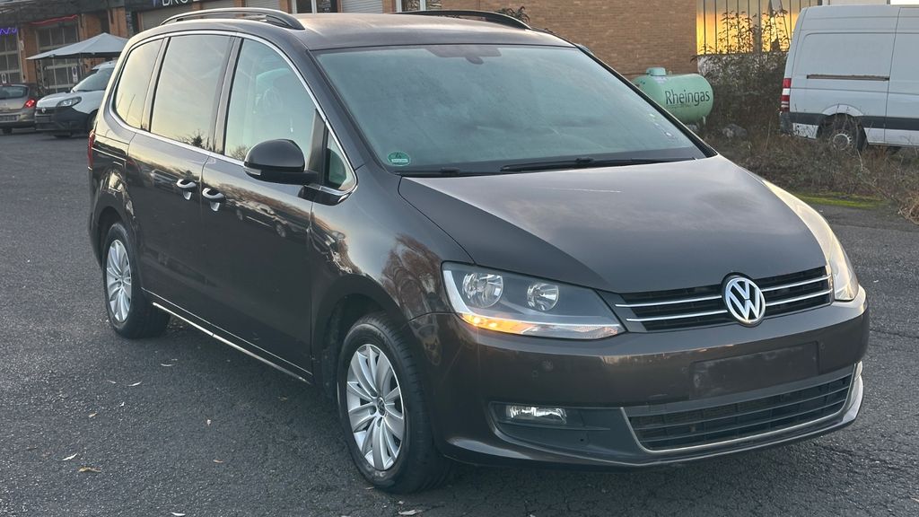 VW Sharan 314.000 km 8.199 &euro; Euskirchen 53879