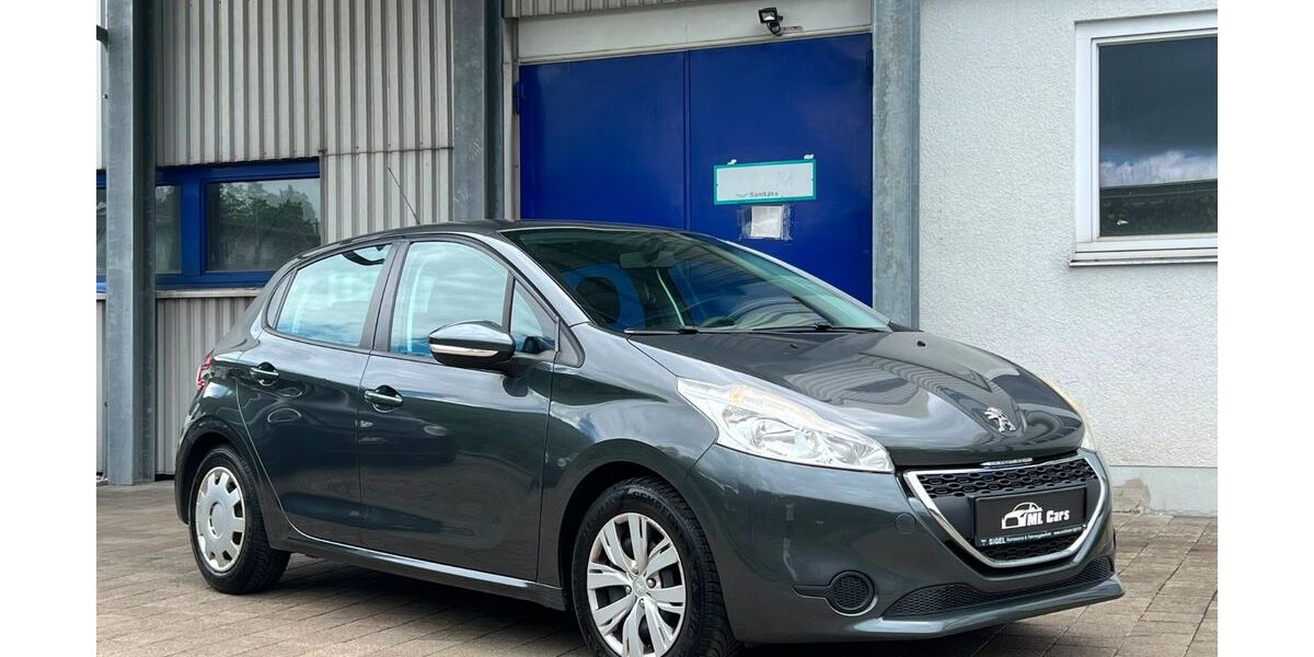 Peugeot 208 108.000 km 4.990 &euro; Lichtenstein Unterhausen 72805