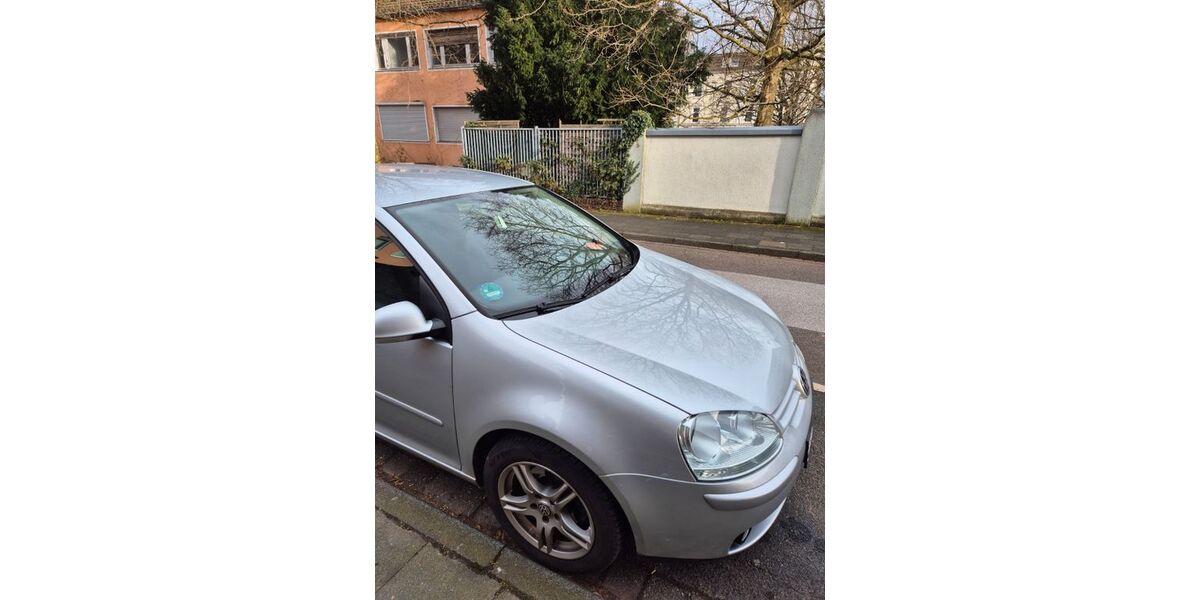 VW Golf 212.000 km 2.500 &euro; Leverkusen 51373