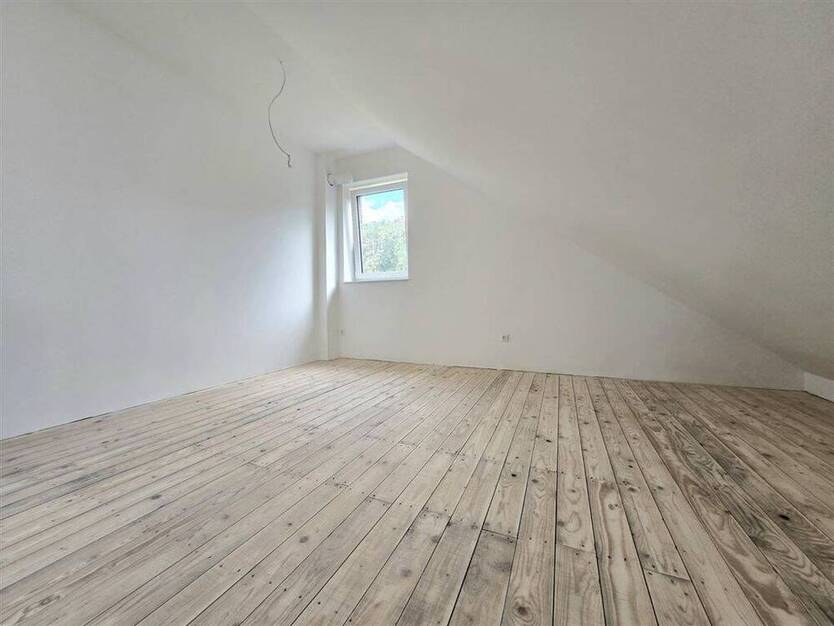 Wohnen am Wald mit Alsterlauf: Neubau - Haus in Kayhude