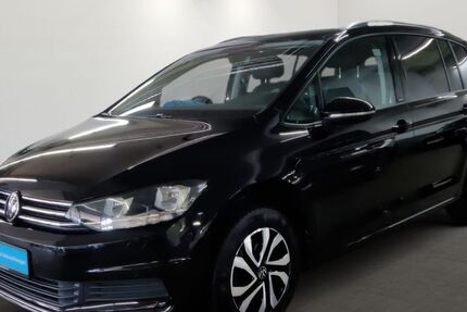 VW Touran 40.085 km 23.680 € Germersheim 76726