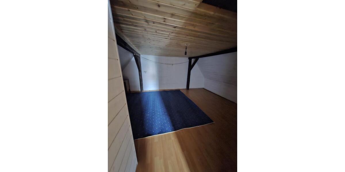 Einfamilienhaus Albstadt Gemarkung Onstmettingen - 7 Zimmer, 140 m&sup2;, 920&euro; | Angebot:26611076