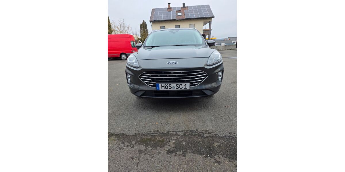 Ford Kuga 61.000 km 21.200 &euro; Forchheim 91301