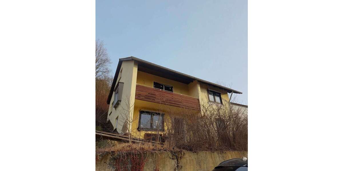 Einfamilienhaus Schelklingen - 9 Zimmer, 152 m&sup2;, 245.000&euro; | Angebot:25139943