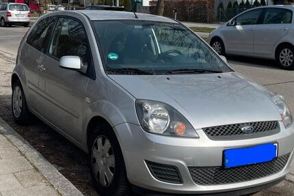 Ford Fiesta 133.801 km 1.950 &euro; München 81245