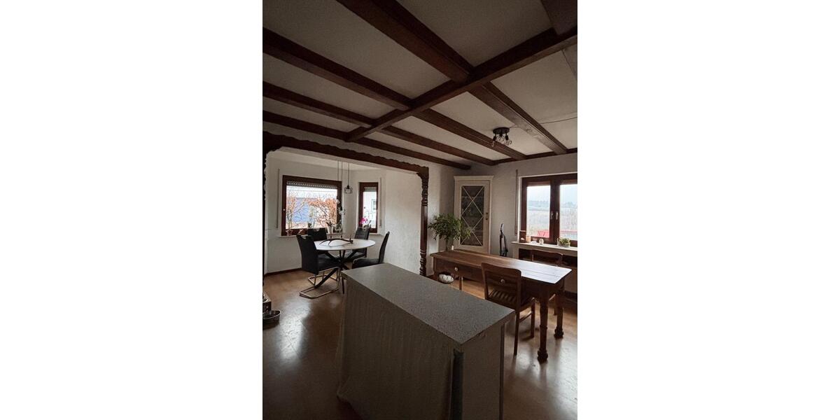 Etagenwohnung Boppard - 4 Zimmer, 114 m&sup2;, 750&euro; | Angebot:25965347