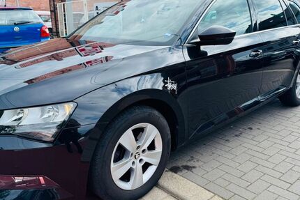 Skoda Superb 132.215 km 15.700 &euro; Hannover 30455