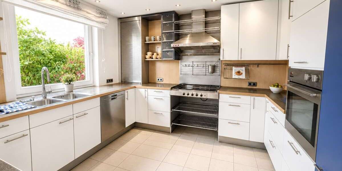 Charakterimmobilie mit Einliegerwohnung auf außergewöhnlichem Naturgrundstück - Mehrfamilienhaus, Wohnhaus Hüllhorst | Angebot:27254352