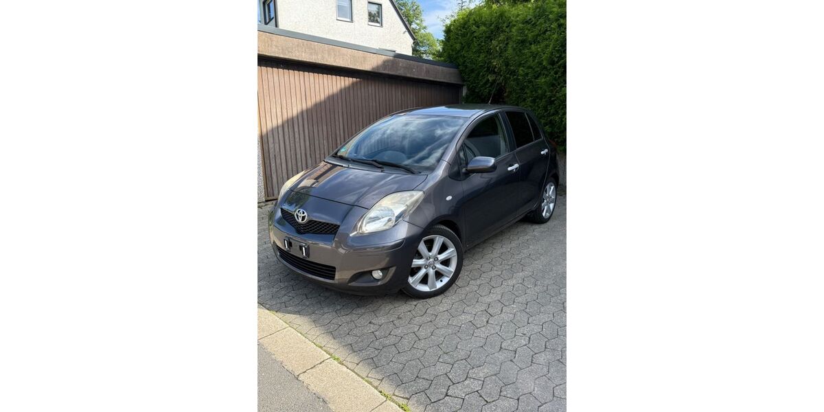Toyota Yaris 79.600 km 6.870 &euro; Lüdenscheid 58509