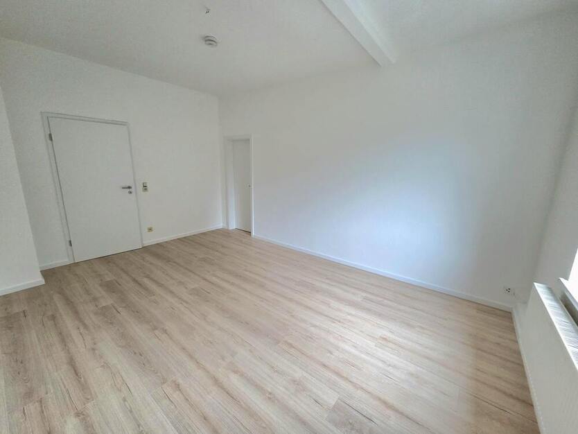 Schicke 3-Zimmer-Dachgeschoßwohnung in zentraler Lage von Stollberg!