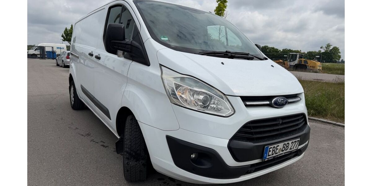 Ford Transit Custom 247.589 km 6.950 &euro; Puchheim 82178
