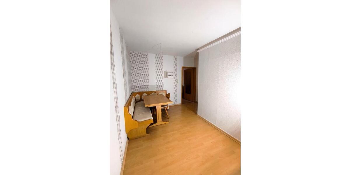 Etagenwohnung Nürnberg Sankt Leonhard - 3 Zimmer, 78 m&sup2;, 240.000&euro; | Angebot:26857175