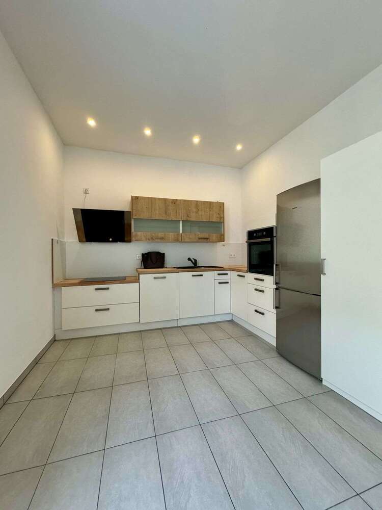 Wohnung zum Mieten in Stuttgart 1.250 € 75 m²