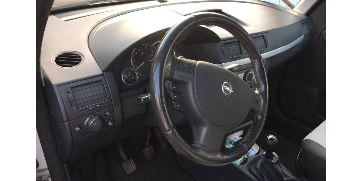 Opel Meriva 218.000 km 700 &euro; Nümbrecht 51588