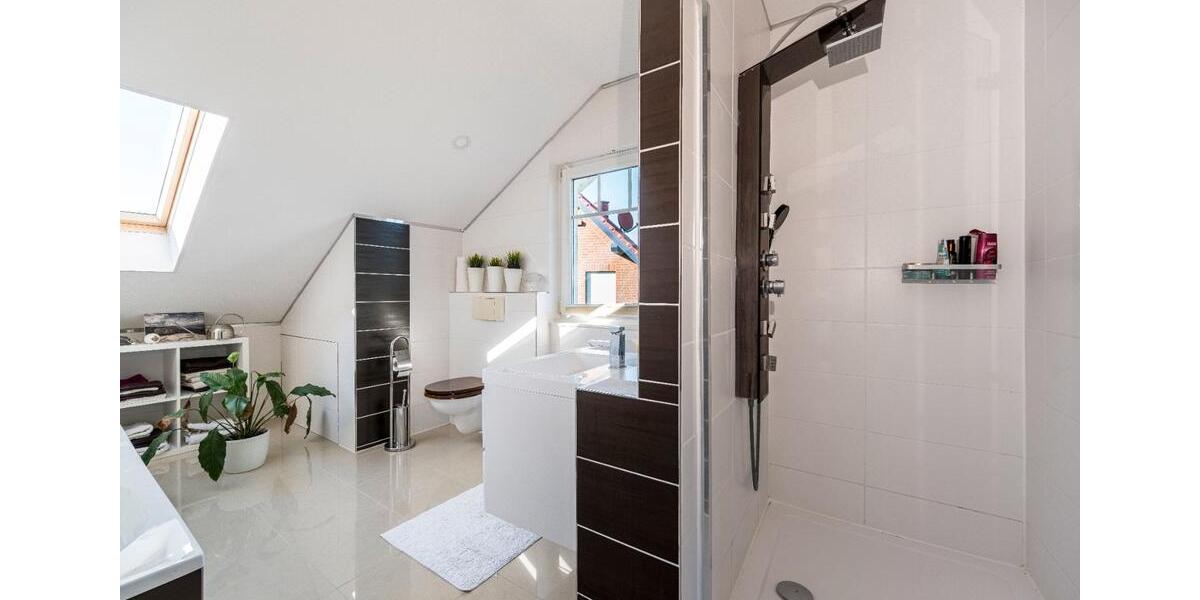 Einfamilienhaus Loxstedt - 6.5 Zimmer, 225 m&sup2;, 565.000&euro; | Angebot:26774892